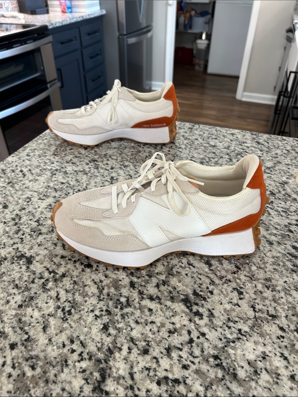 New Balance 327 Sea Salt Rust Oxide Sneakers Women’s Size 10 - Picture 6 of 10